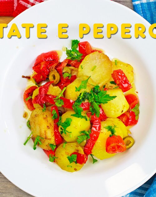 Patate e peperoni, un contorno colorato e saporito