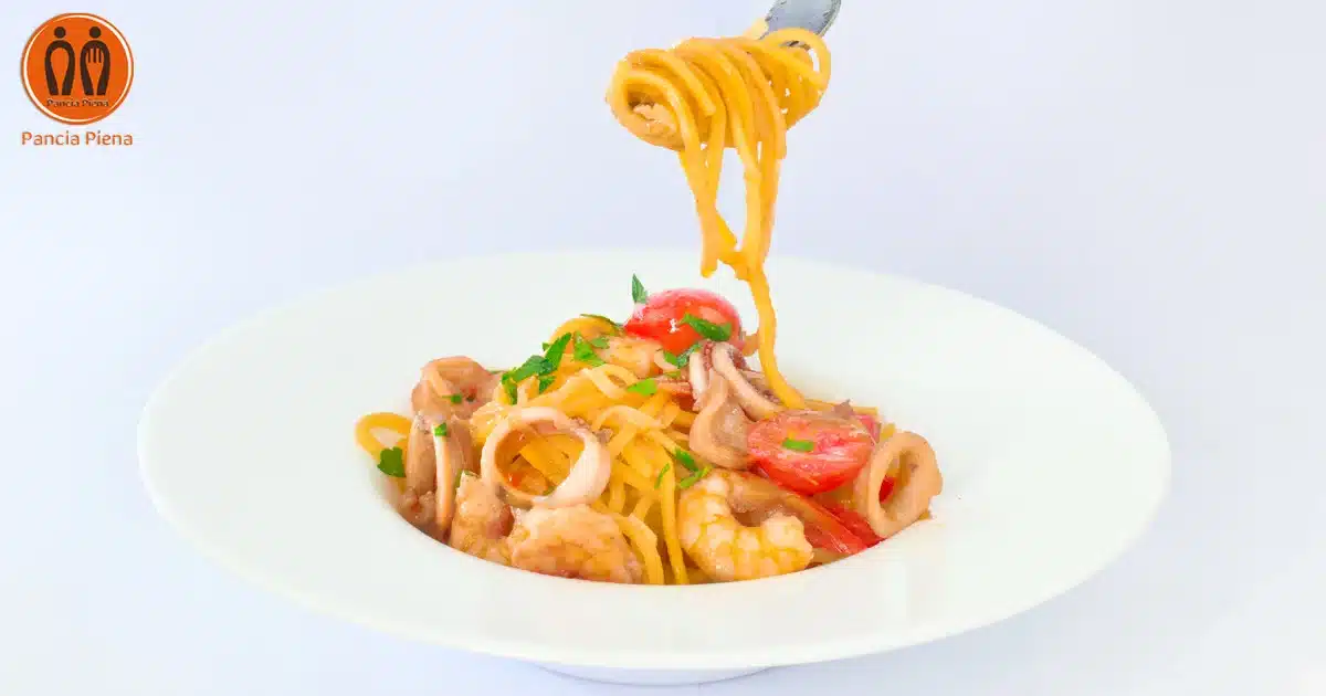 Tonnarelli calamari e gamberi: primo piatto cremoso e facile