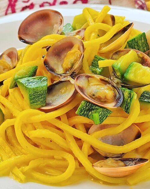 Tonnarelli con vongole e zucchine