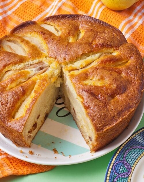 Torta alle pere uvetta e cannella