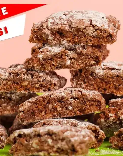 Castagnelle pugliesi fatte in casa, dolcetti croccanti alle mandorle e cioccolato tipici della tradizione pugliese